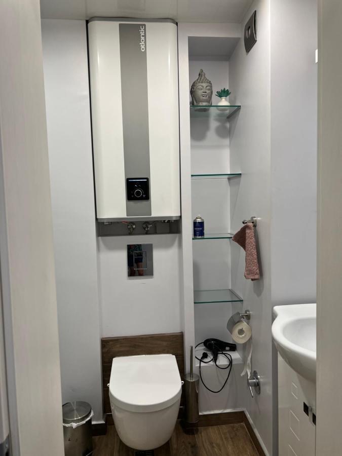 Dani Apartment Varna Exteriör bild